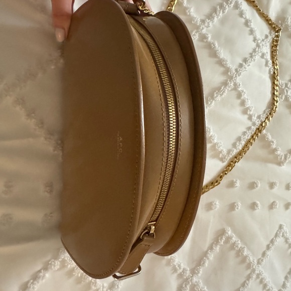 A.P.C. Demi Lune Bag with Chain Strap Patent Leather Beige APC - Picture 3 of 11